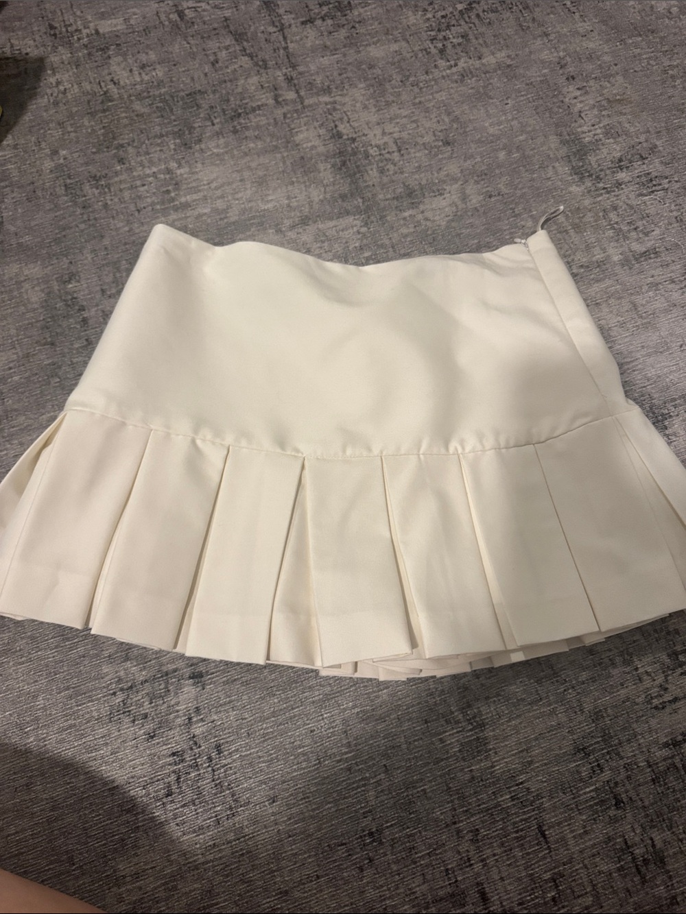 Zara Cream Pleated Mini Skirt
